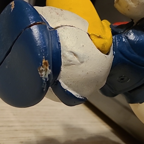 Vintage Donald Duck Cast Iron Bank - Picture 3 of 8